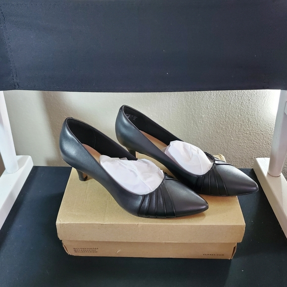 clarks women's linvale crown pump